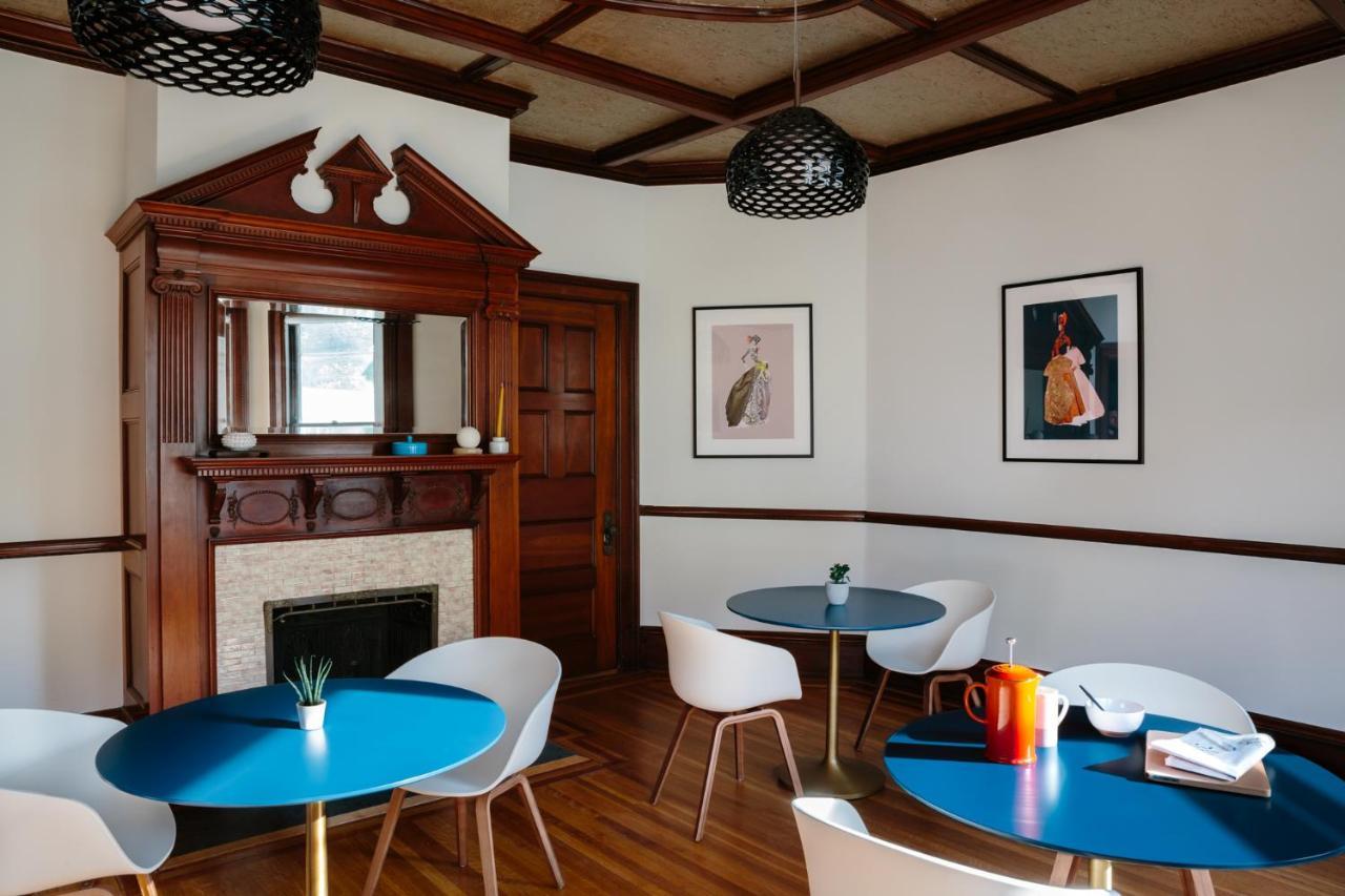 The Amelia Hotel Hudson Bagian luar foto