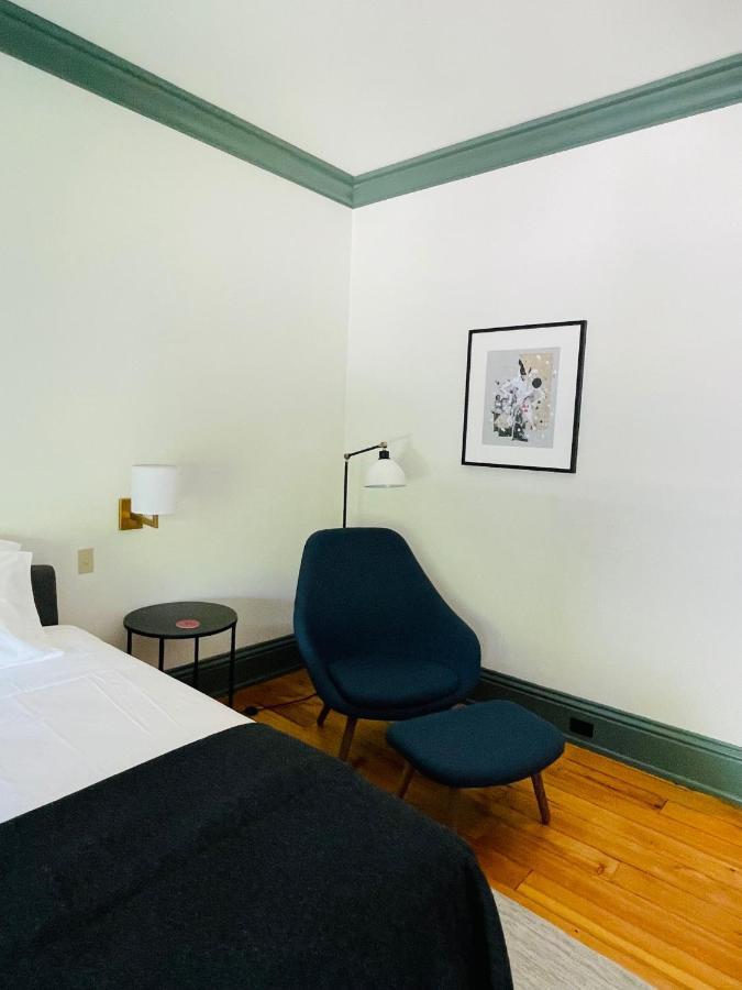The Amelia Hotel Hudson Bagian luar foto